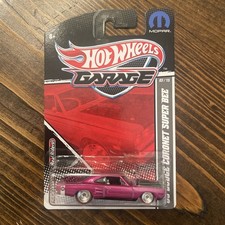 Hot Wheels Garage 69 Dodge Coronet Super Bee 315 Purple Hc20