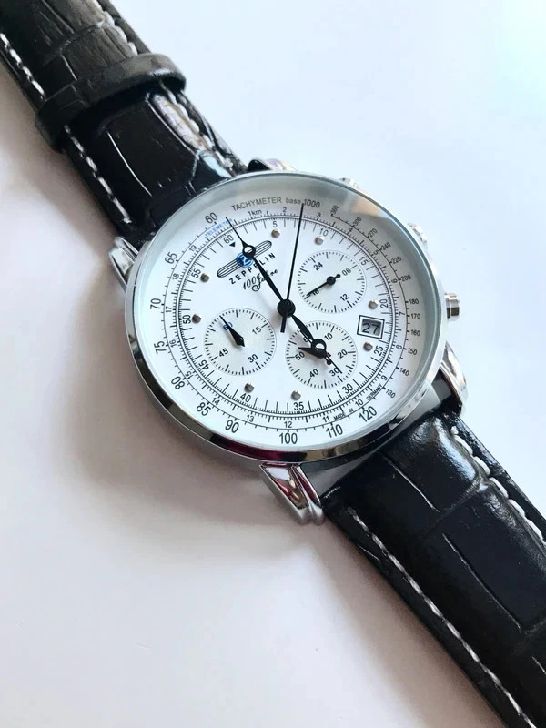 Reloj automático Zeppelin 100 años 7680 caja de acero inoxidable aspecto clásico Foto 2 de 4