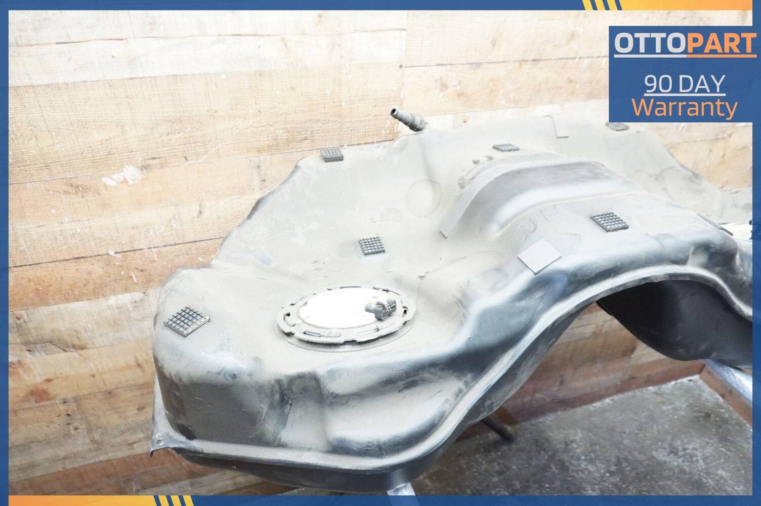 2014-2017 MASERATI GHIBLI Fuel Gas Tank Reservoir Assembly OEM 06700382480