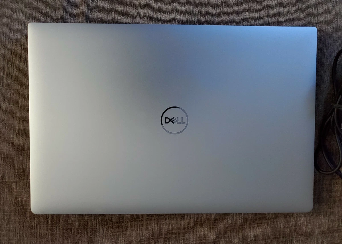 Dell XPS 15.6 7590 4K OLED Infinity Edge Intel Core i9 9980HK 32GB RAM 2TB SSD