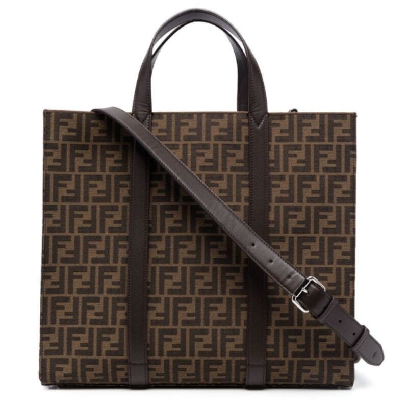 ぬ*上様 FENDI FFロゴトートバッグ ブラウン　縦34 横30 FENDI FFロゴトートバッグ ブラウン 縦34 横30 - メルカリ