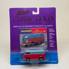 JOHNNY LIGHTNING-CLASSIC GOLD COLLECTION-60'S VW BUS 9-SEALED-1999