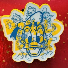 Disney pin 156344 Donald Duck Daisy Huey Dewey Louie Mickey's Pals yellow