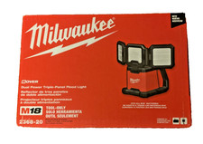 2368-20 milwaukee dual power triple-panel flood light