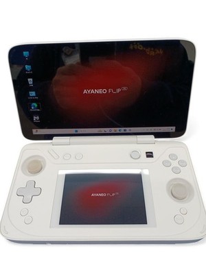 AYANEO FLIP DS Handheld PC Ryzen 7 7840U 32GB 2TB Dual Screen