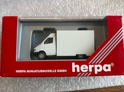 HO 1/87 Scale, Herpa Mercedes-Benz Sprinter HD White Van NIB