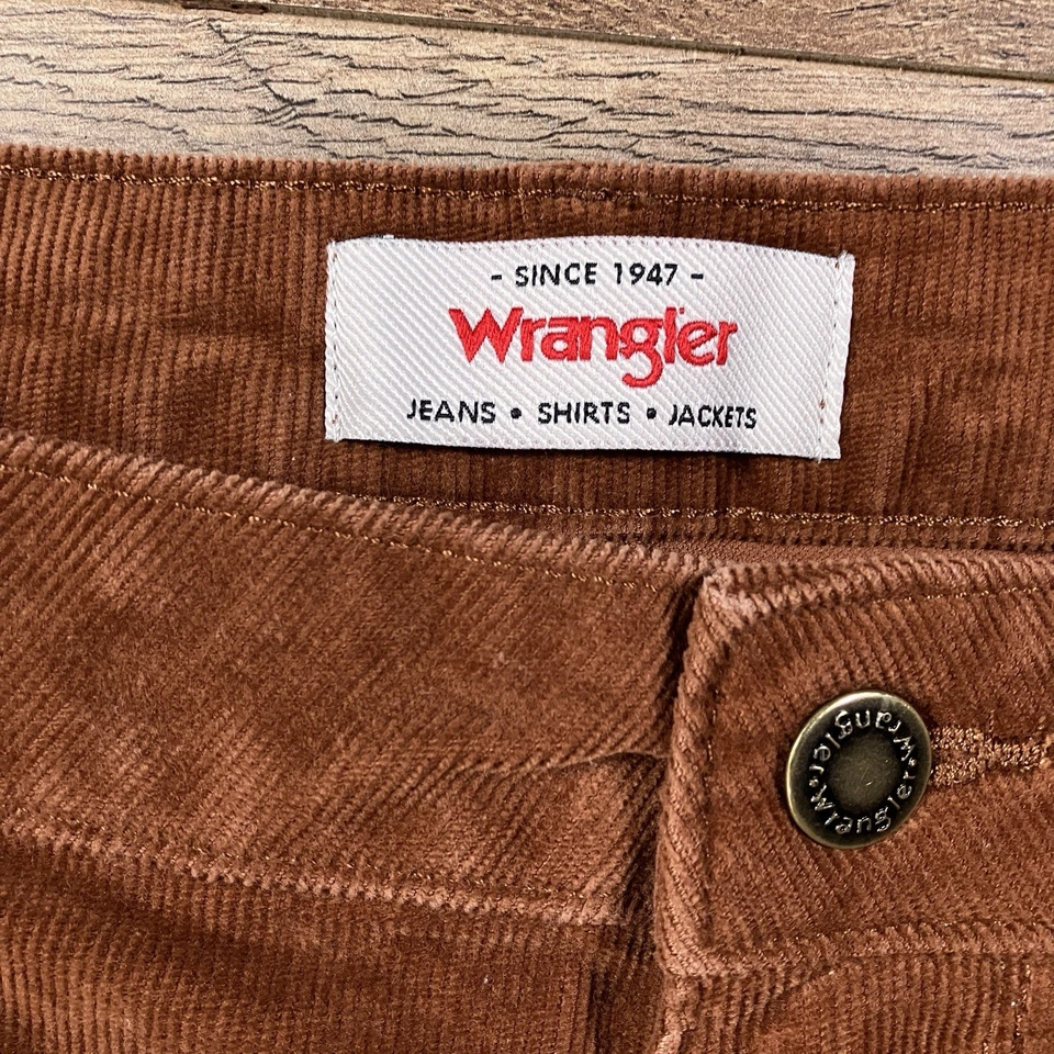 Wrangler Pants Womens 18 Brown Corduroy  High Rise Fierce Flare Bootcut Western - Image 3 of 4