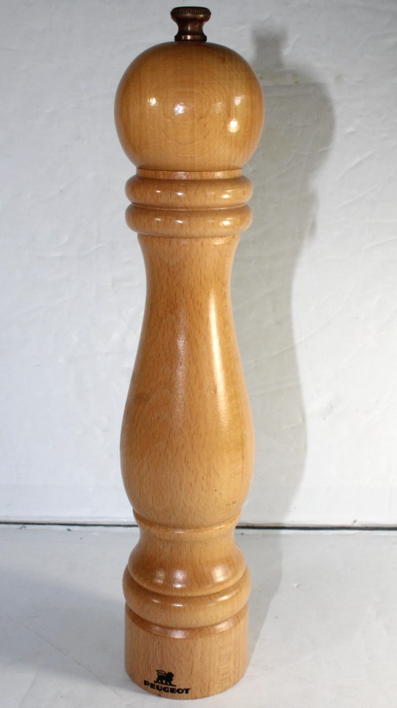 Peugeot 11" Pepper Mill VGC