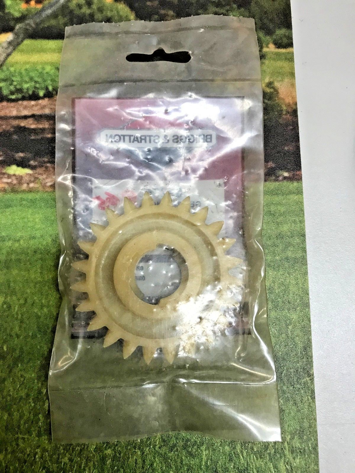 Briggs & Stratton Starter Pinion Gear 692353 eBay