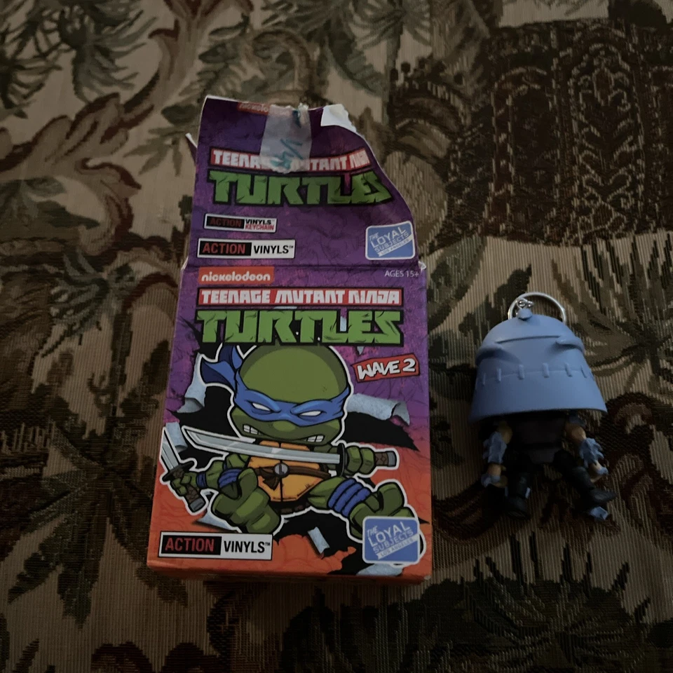 Boneco TMNT Shredder 1/48 Loyal Subjects Teenage Mutant Ninja Turtles - Imagem 2 de 4