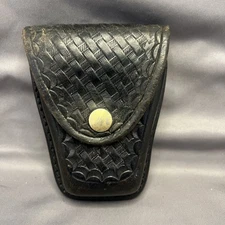 Dutyman Leather Basket Weave Handcuff Case 8821U Black