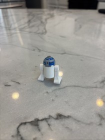 LEGO 2009 Star Wars Clone Wars Minifigure Astromech Droid R2-D2 sw0255 8037