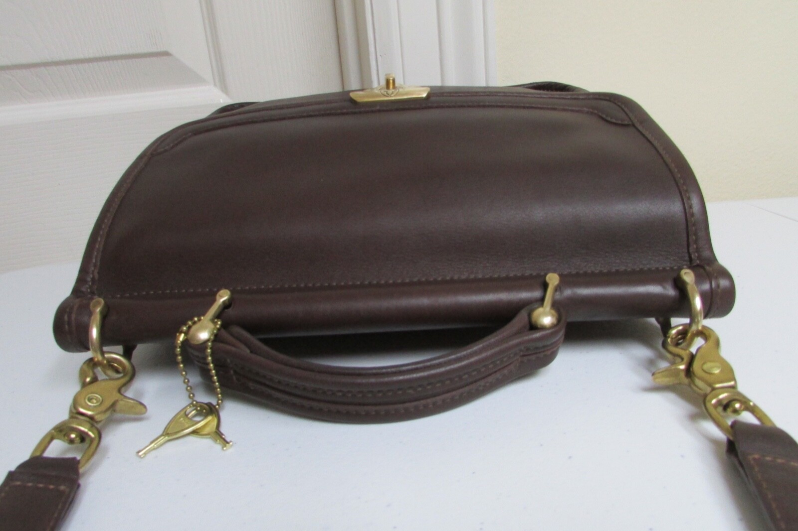 Galco Classic Brown Leather Concealed Carry Shoulder… Gem