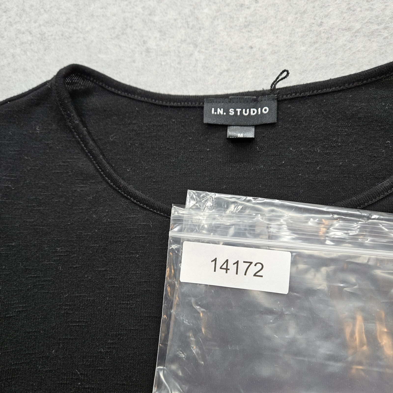 I.N. Studio Women's Medium Black Three-Quarter Butterfly Sleeves