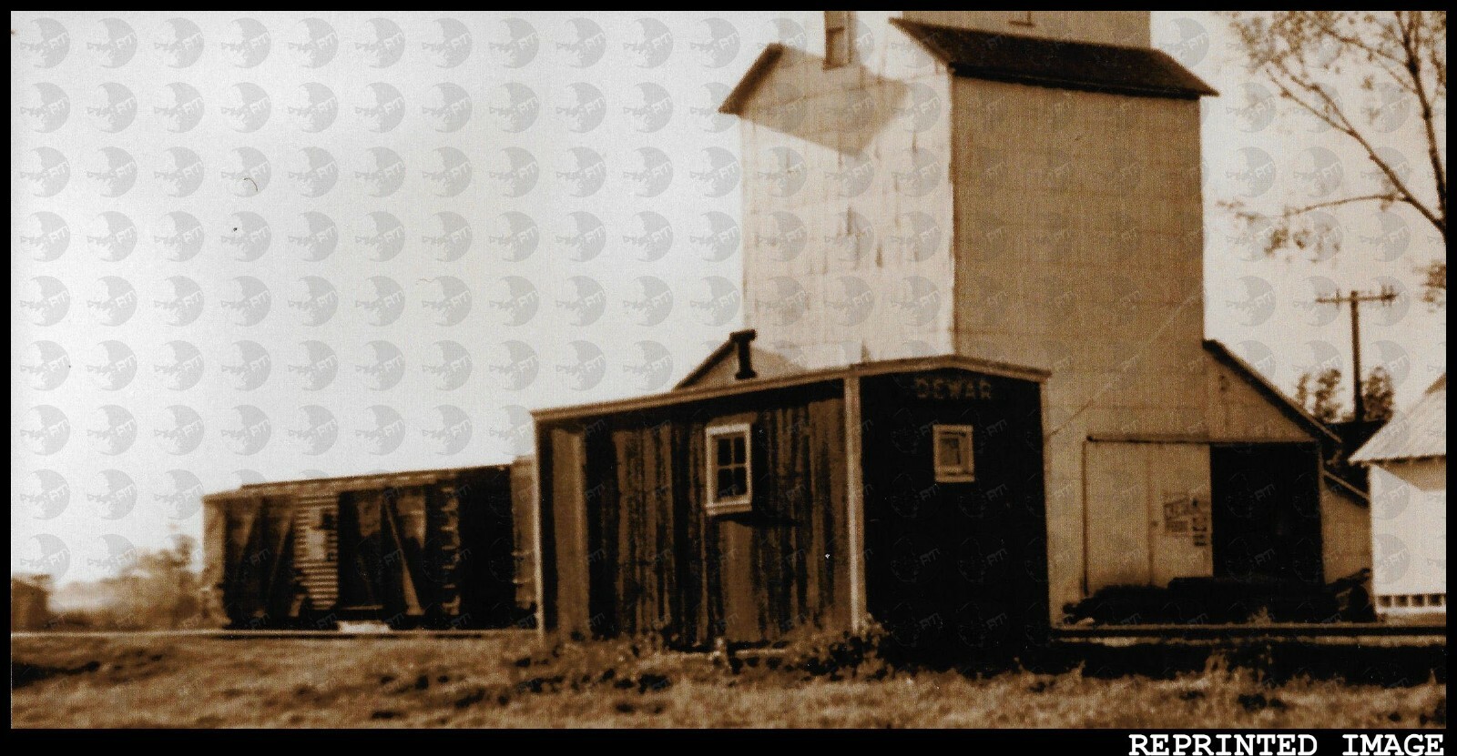 Chicago Great Western Railroad CGW Box Car Shelter Building in Dewar Iowa eBay