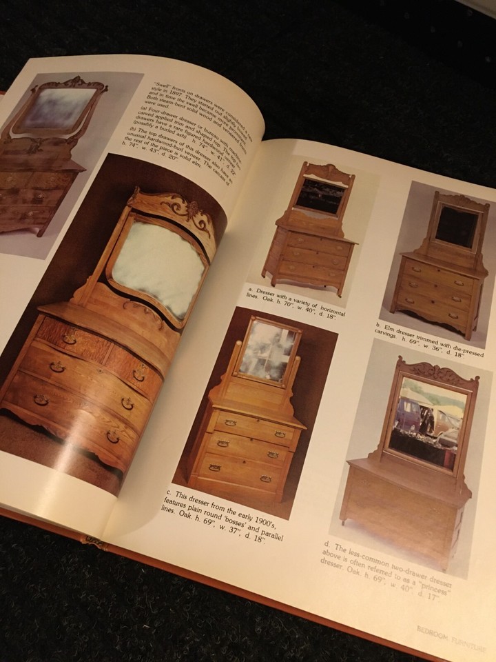 The Market Place Guide To Oak Furniture Styles & Values Peter Blundell