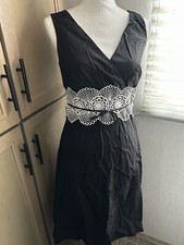 EUC LOFT Black Dress With Lace Sz 4