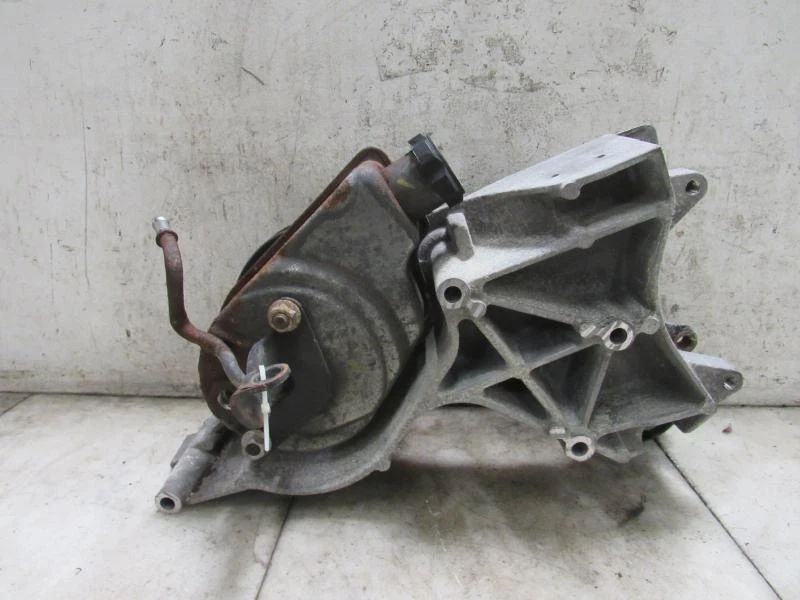 07 08 09 10 11 12 13 14 GMC YUKON XL 1500 bomba de direção hidráulica/polia OEM do motor - Imagem 2 de 4