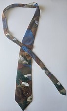 VINTAGE WWF WORLD WILDLIFE FUND A GRIZZLE BEAR TIE 100% Silk USA MADE EUC No 115