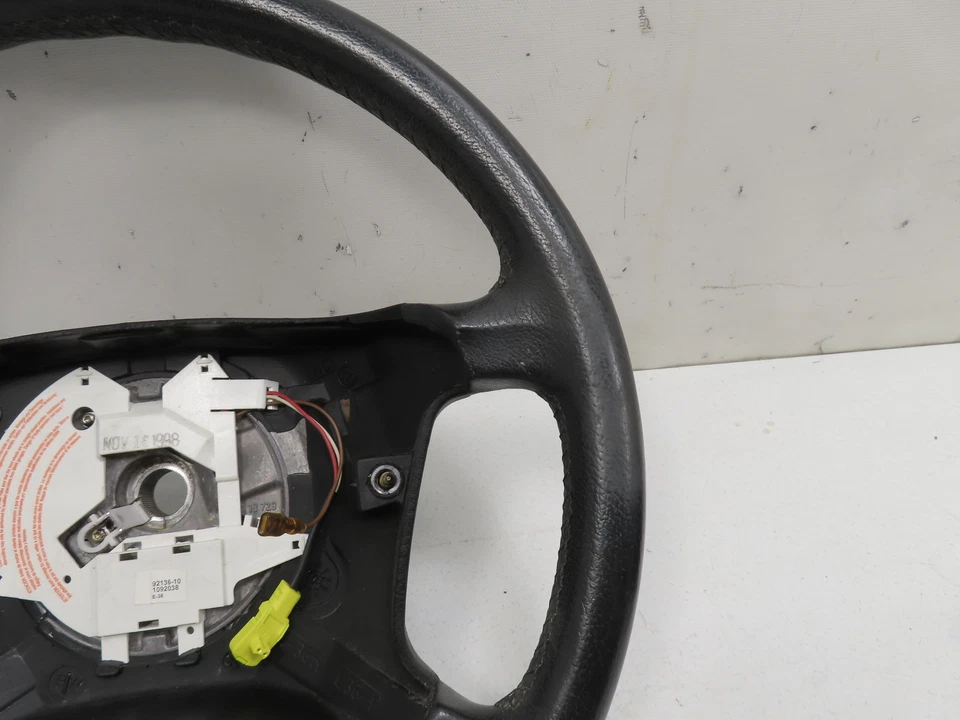 Volante BMW Z3 E36 99 2,5 L #1302, cuero negro 4 radios Foto 3 de 4