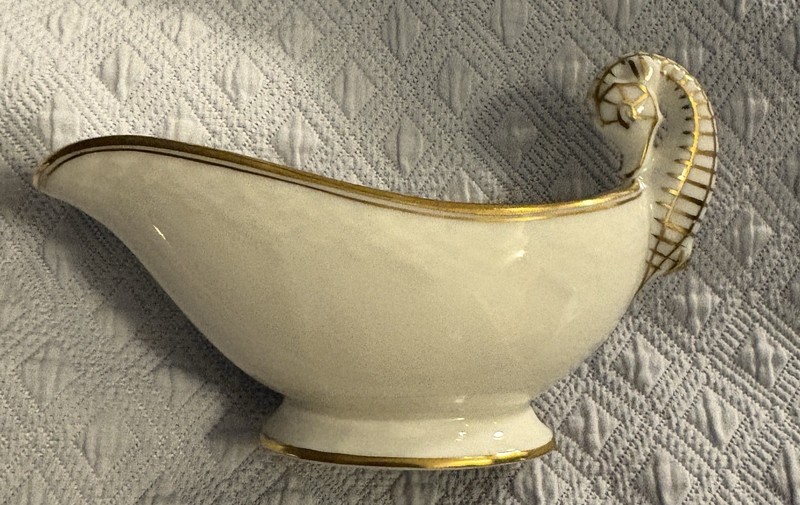 B&G Bing & Grondahl Akjaer White Individual Sauce Boat Seahorse