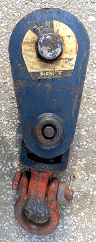 Crosby McKissick 4,5" BB Rollenblock mit Schäkel N-419 3/8"-1/2" Drahtseil 4 Tonnen - Bild 1 von 13