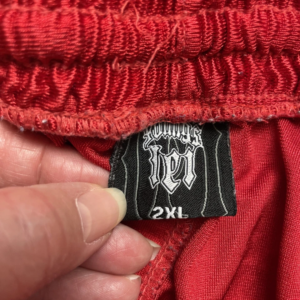 Youngs Lei Shimmer Basketball Shorts Mens 2XL Red Black Tropical Floral 10" - Image 3 of 4