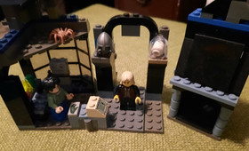 Lego Harry Potter 4720 Knockturn Alley 2 Minis 90% complete No Box Book