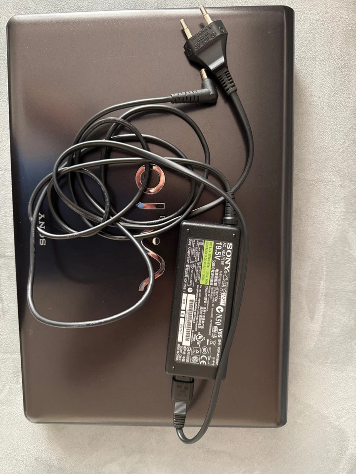 PROMO! Notebook Sony Vaio PCG-71211M HD 450GB Windows Ram 4 Gb - Immagine 3 di 4