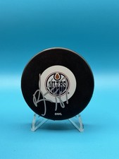 Edmonton Oilers/Kirk Maltby Signed Hockey Puck ￼￼