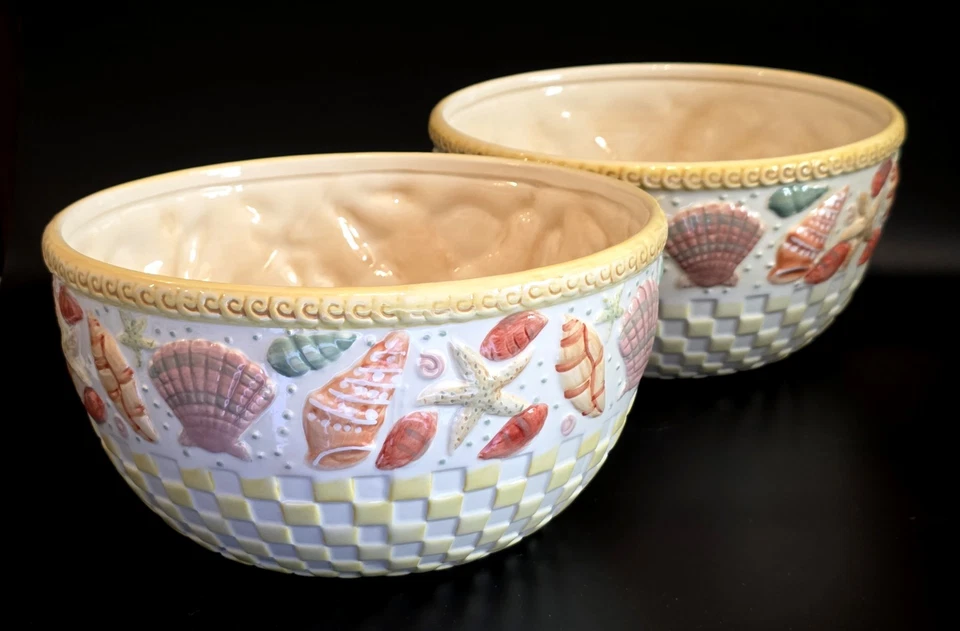 (405) Set Of 2 Temptations Summer Shells By Tara 3 QT Mixing Bowls *MINT - Image 2 of 4