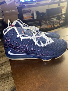 nike lebron 17 college navy