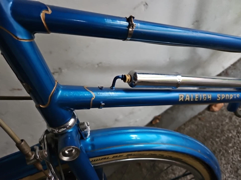 1965 Original RALEIGH Womens Bicycle 3 Spd - Image 2 of 4