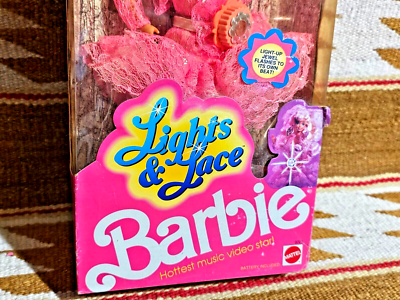 Barbie Lights & Lace 1990 NRFB - Édition Collector Mattel - Neuf