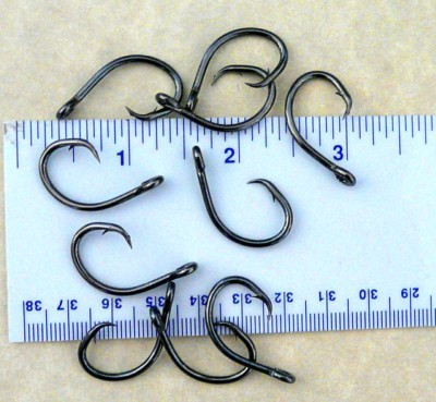 1000 GT 4X strength L2004 Offset Black Nickel Circle Hooks size 2/0
