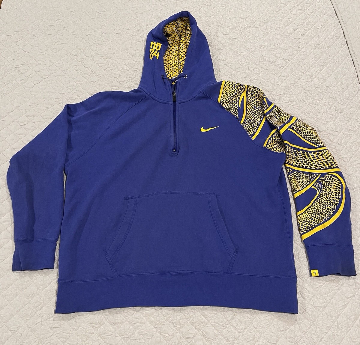 Nike Kobe Bryant Mamba Hoodie Purple Snake KB24 RARE Sweatshirt SZ