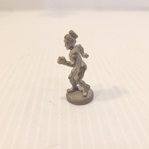 Granadero Heritage Mujer Medio Gigante Miniatura D&D De Colección Ral Partha - Imagen 3 de 4