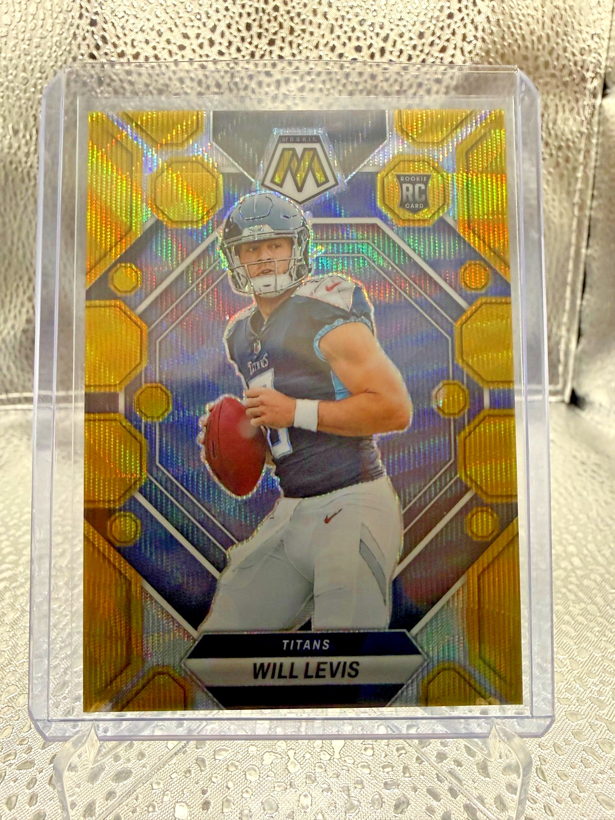 2023 Panini Mosaic WILL LEVIS Rookie Gold Wave Prizm /17 SSP (RC) #377