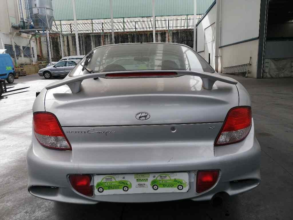 Foto 8 di 10