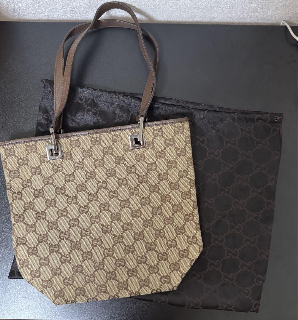 GUCCI GG logo tote bag in excellent condition