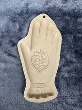 Vintage 1996 Brown Bag Cookie Art Heart in Hand Ceramic Cookie Mold 1996