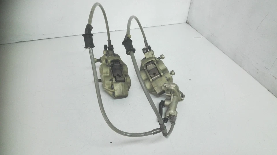 Pinzas de freno + Bomba de montaje axial Brembo Ducati Monster 1000 2004 Foto 4 de 4