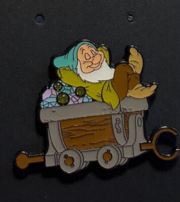 Hot Topic - Seven Dwarfs Train Mystery Collection Pins