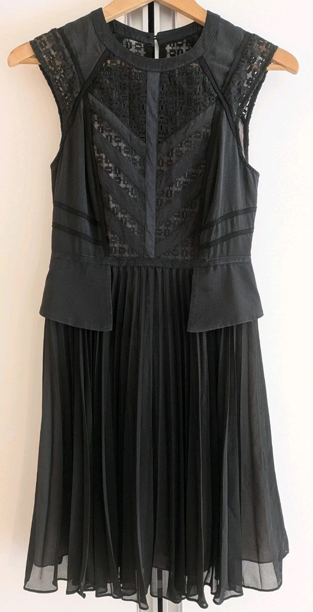 Haut Métallisé Argenté Karen Millen Taille 8 - Manches Courtes - Occasion Très Bon état