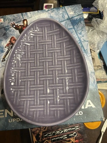 Fiesta Basket Weave Egg Plate. Lavender Purple Hard to Find Fiestaware USA 10"
