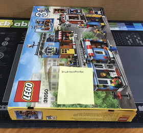 Lego CREATOR 31050  Corner Deli- Brand New and Factory Sealed!