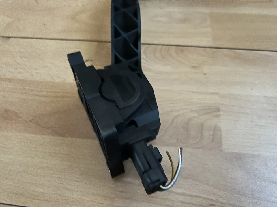 PEUGEOT 206 加速器踏板 0280752237 — 第 4/4 张图片