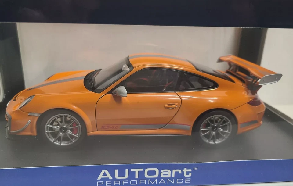 PORSCHE 911 (997) GT3 RS 4.0 ORANGE 1/18  78148 AUTOART - Immagine 2 di 2