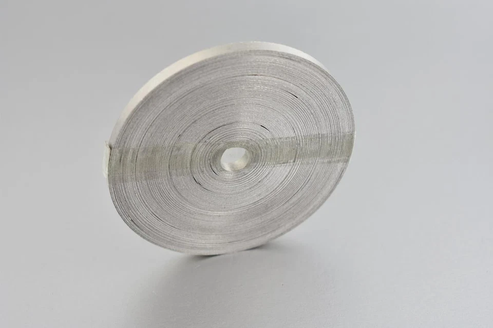 MAGNAMETALS 25g roll +5% extra Magnesium Ribbon 99.95% High Purity Lab Chemical Mg. UK stock