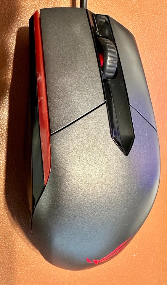 ASUS ROG Sica Mouse Gaming USB Type-A Optical 5000 DPI Looks and Works Great - Image 3 of 4